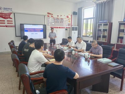 校党委常委、副校长梁红波深入一线调度推进重大科技工作
