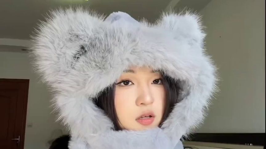 这口音在49年前你高低有个编制，还是嫡系