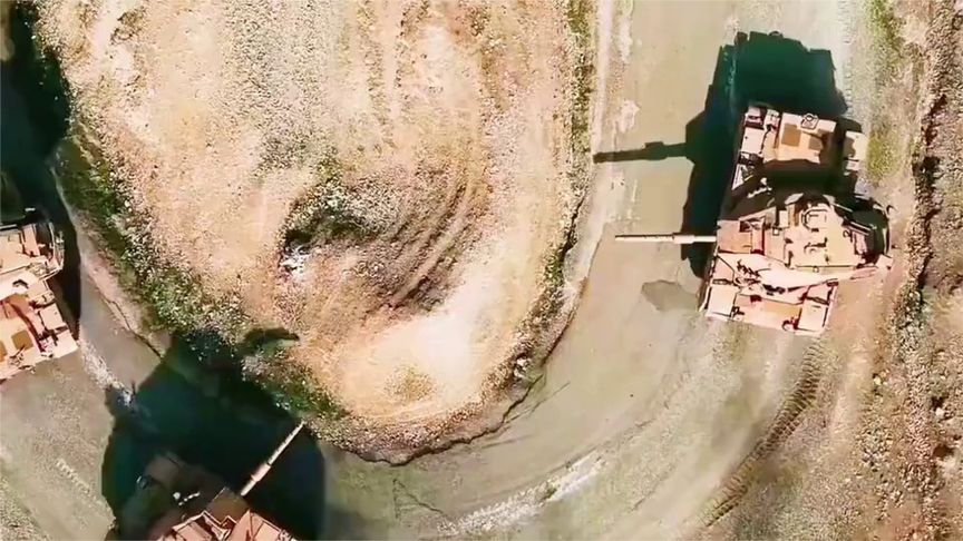 顶级现代战争动作大片《黑色贝雷帽》劲爆激烈，血腥震捷撼！