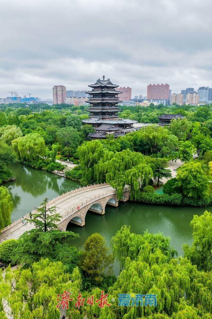 一年四季 泉在济南丨明湖烟雨，水墨江南-图4