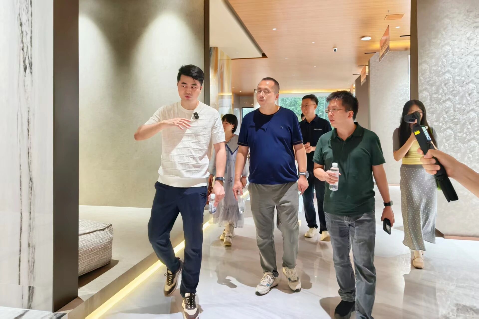 平台困局如何破?大板智联:从岩板平台到品牌化生态平台
